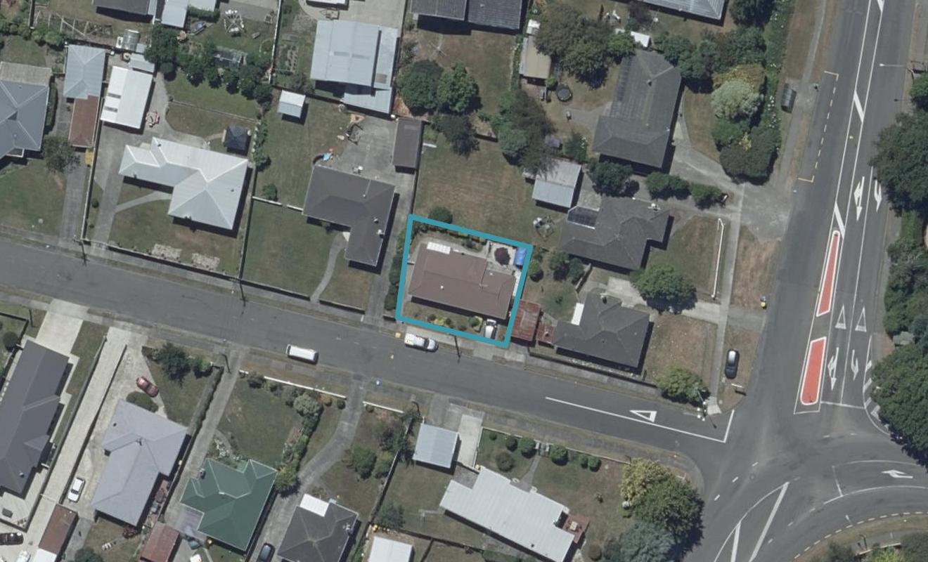 2 Coronation Street, Feilding, Feilding - Carousel 1