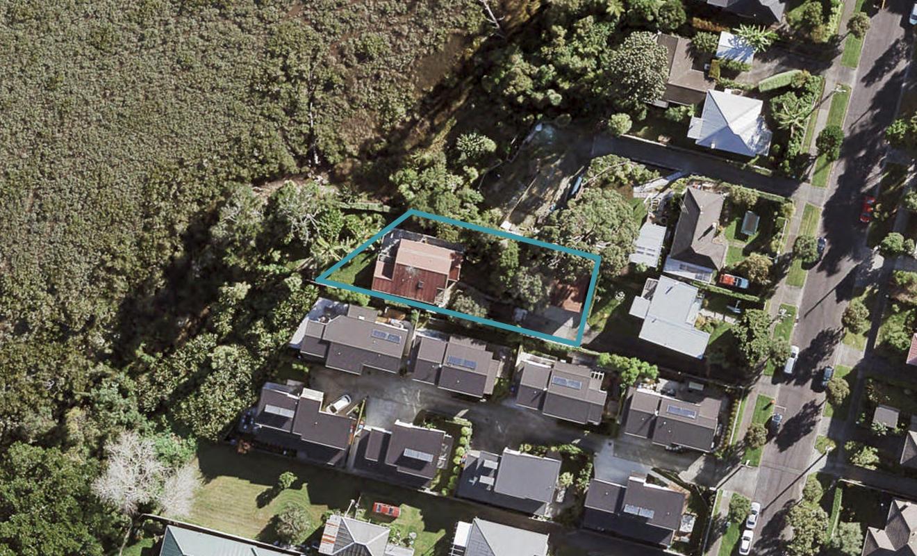 29A Seaside Avenue, Waterview, Auckland - Carousel 1