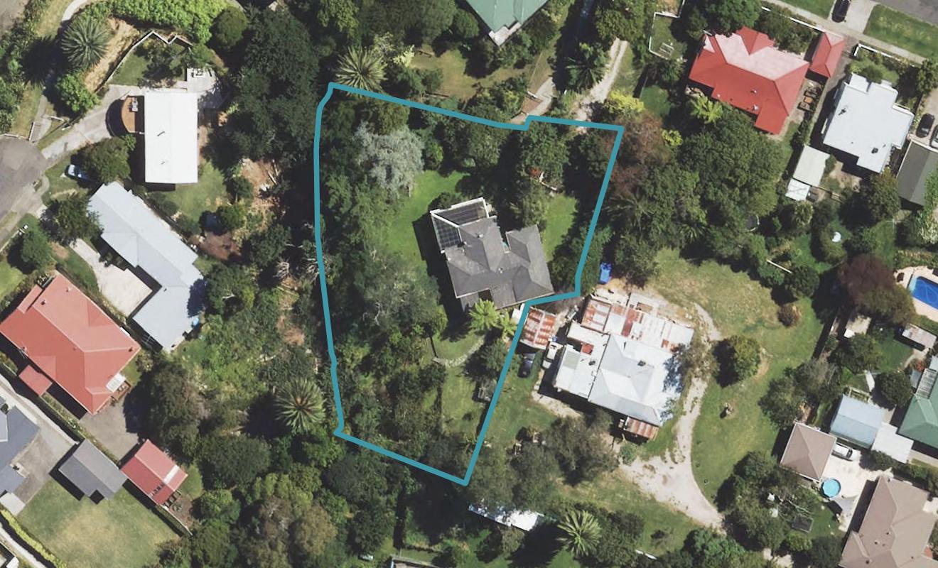 1 Cheeseman Road, Inner Kaiti, Gisborne - Carousel 1