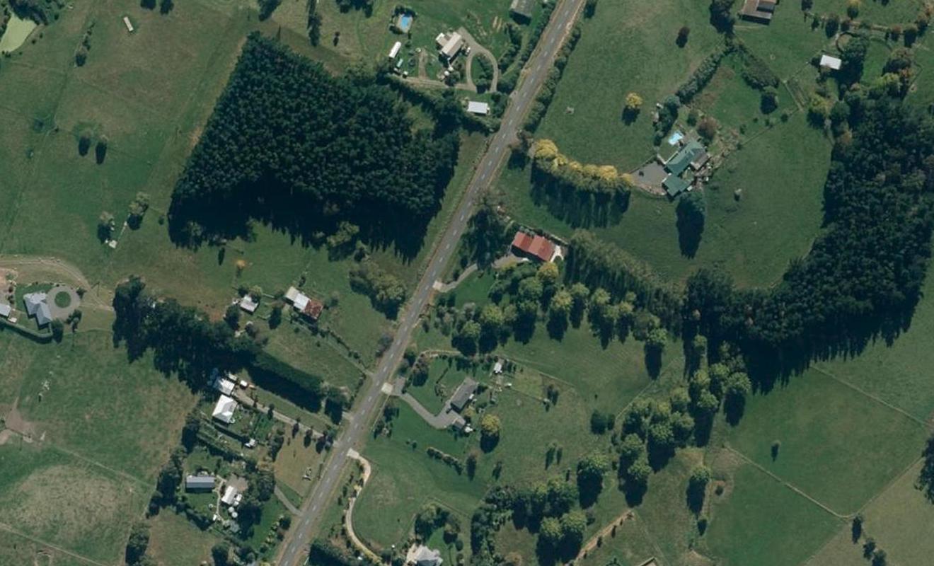 301 White Road, Otane - Carousel 1