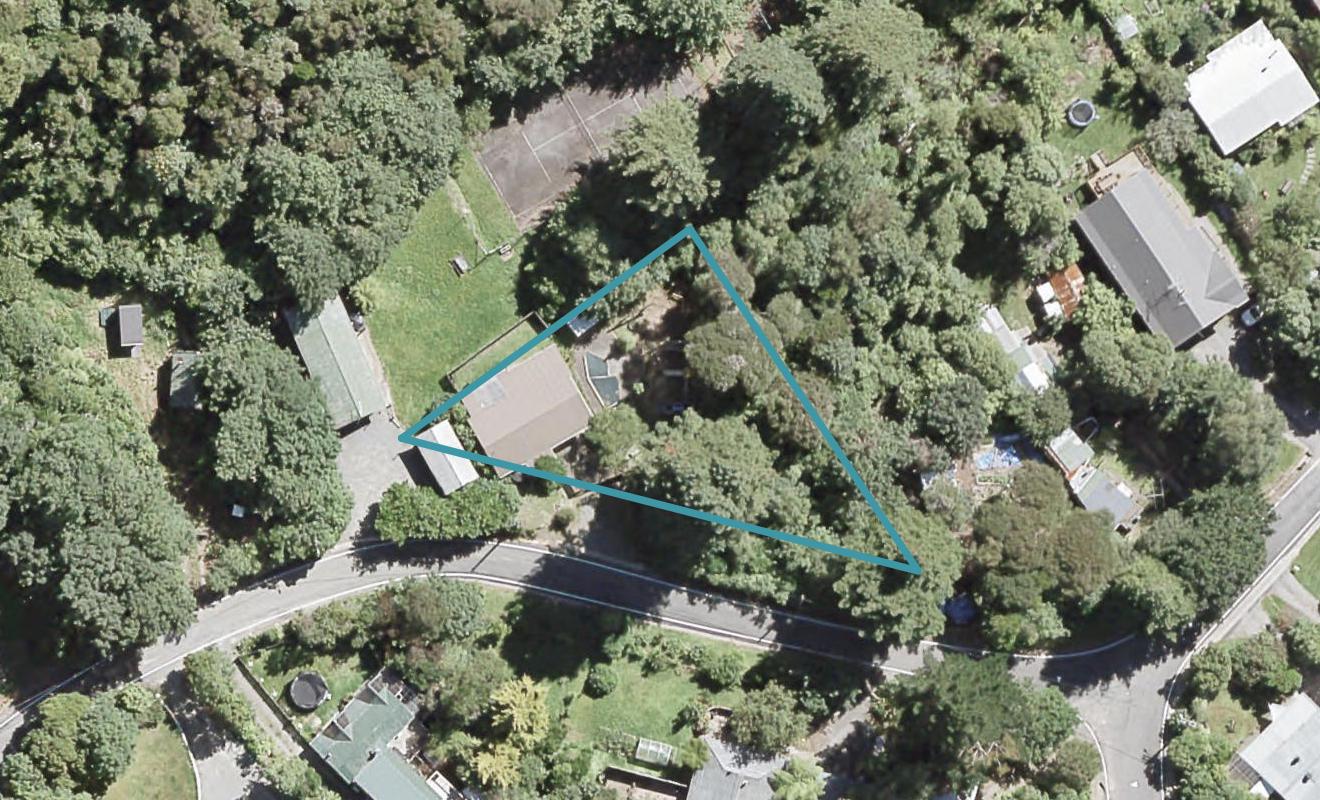 2 Avian Crescent, Blue Mountains, Upper Hutt - Carousel 1