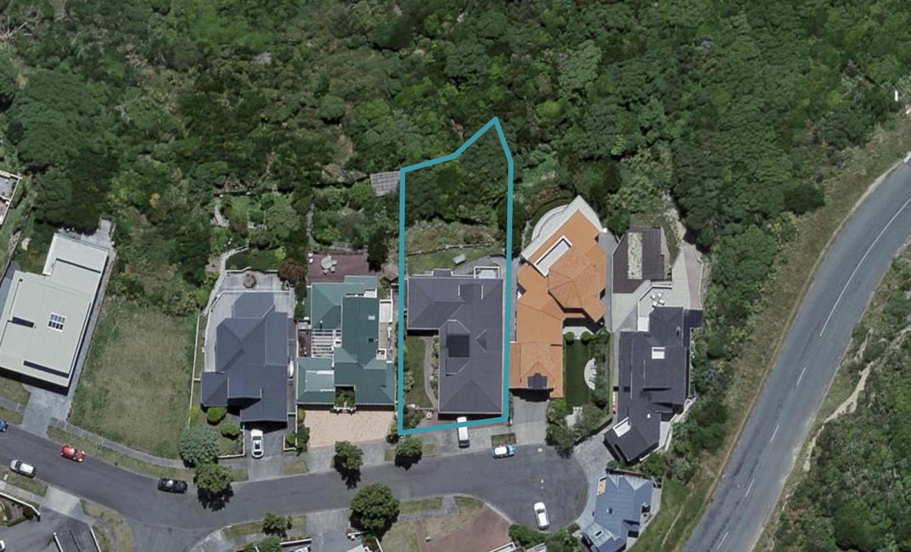 12 Countess Close, Maupuia, Wellington - Carousel 1