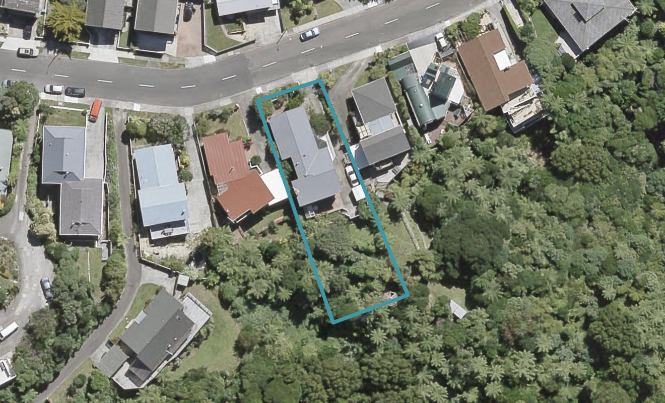 55 Harbour View Road, Harbour View, Lower Hutt - Carousel 1