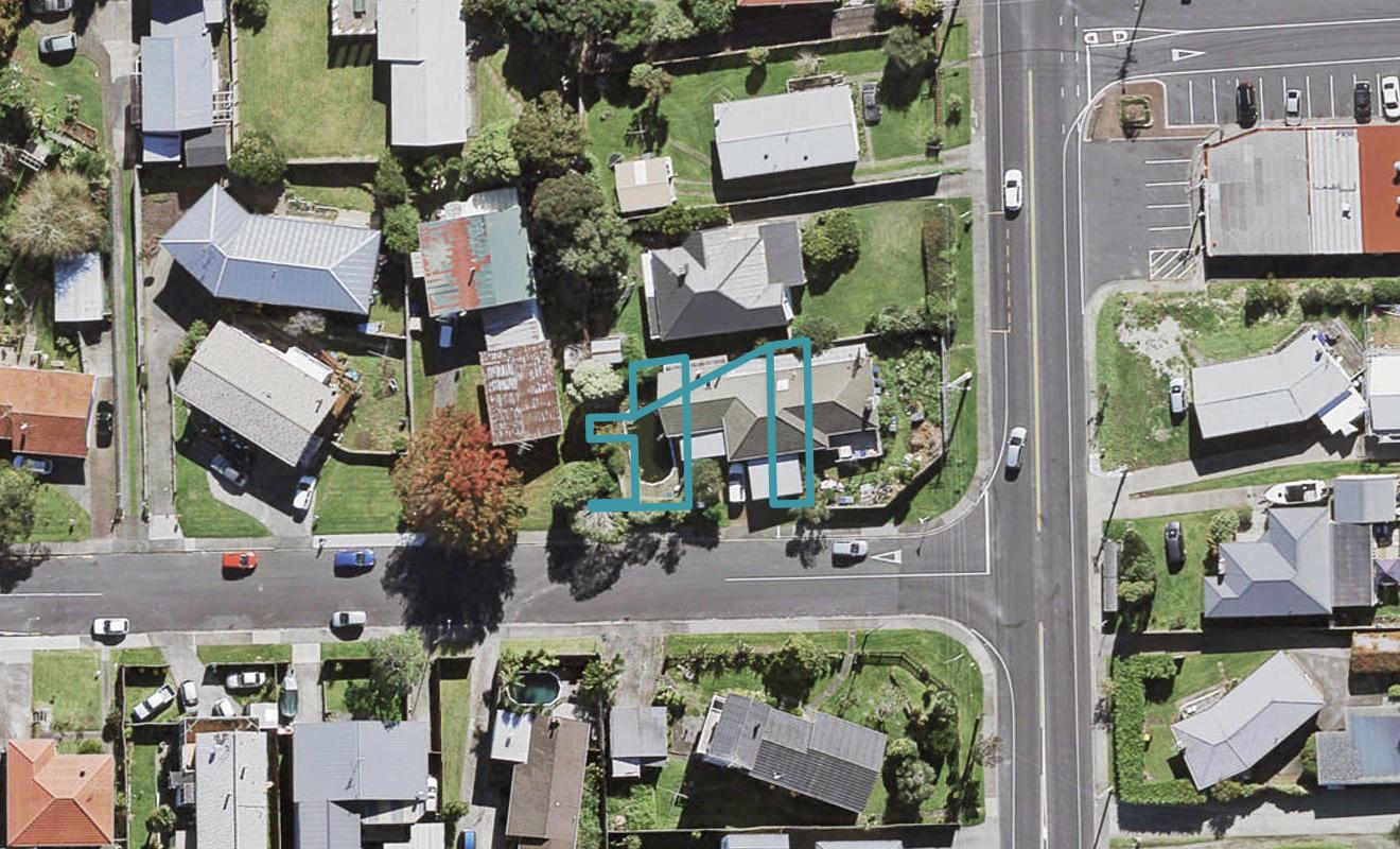 1C Flaxdale Street, Birkdale, Auckland - Carousel 1