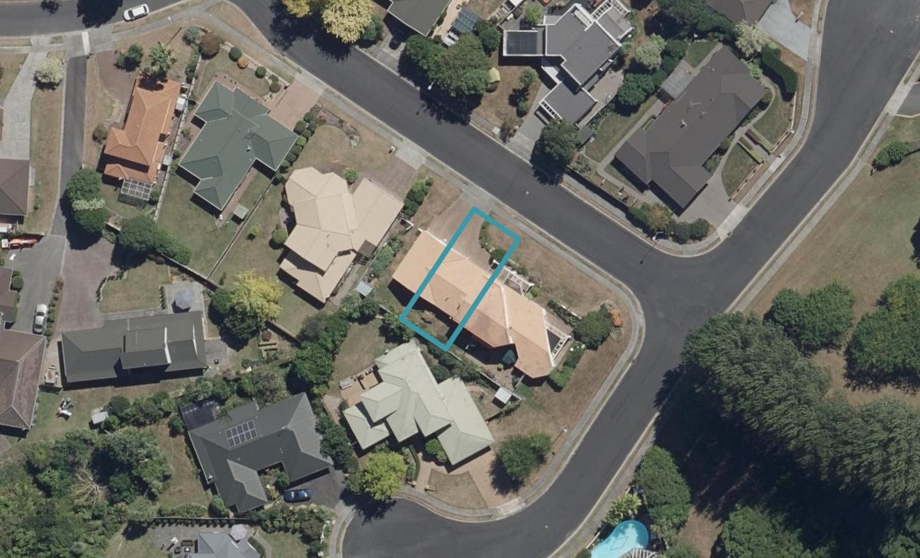 3/6 Longwood Place, Harrowfield, Hamilton - Carousel 1