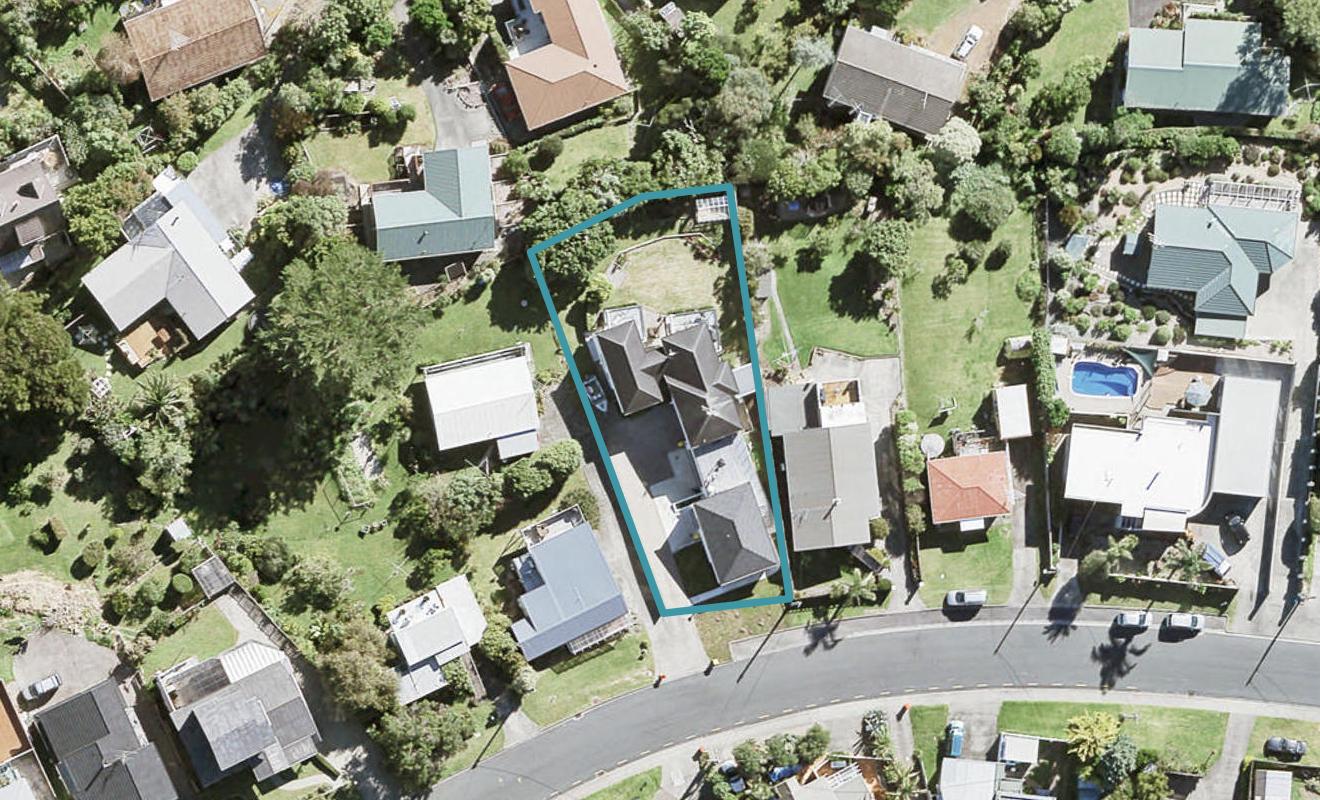 71 Wade River Road, Stanmore Bay, Whangaparaoa - Carousel 1