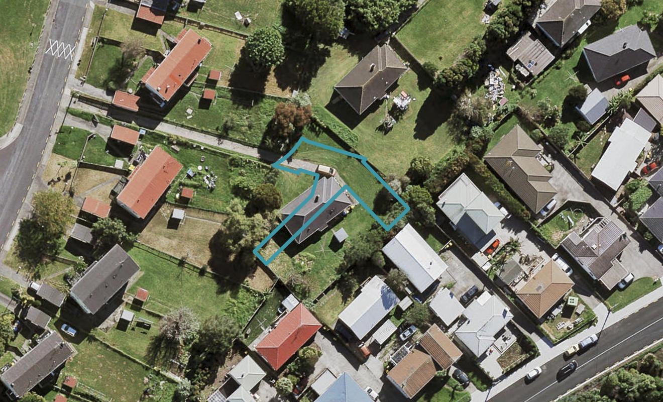 3 Tuhono Lane, Northcote, Auckland - Carousel 1