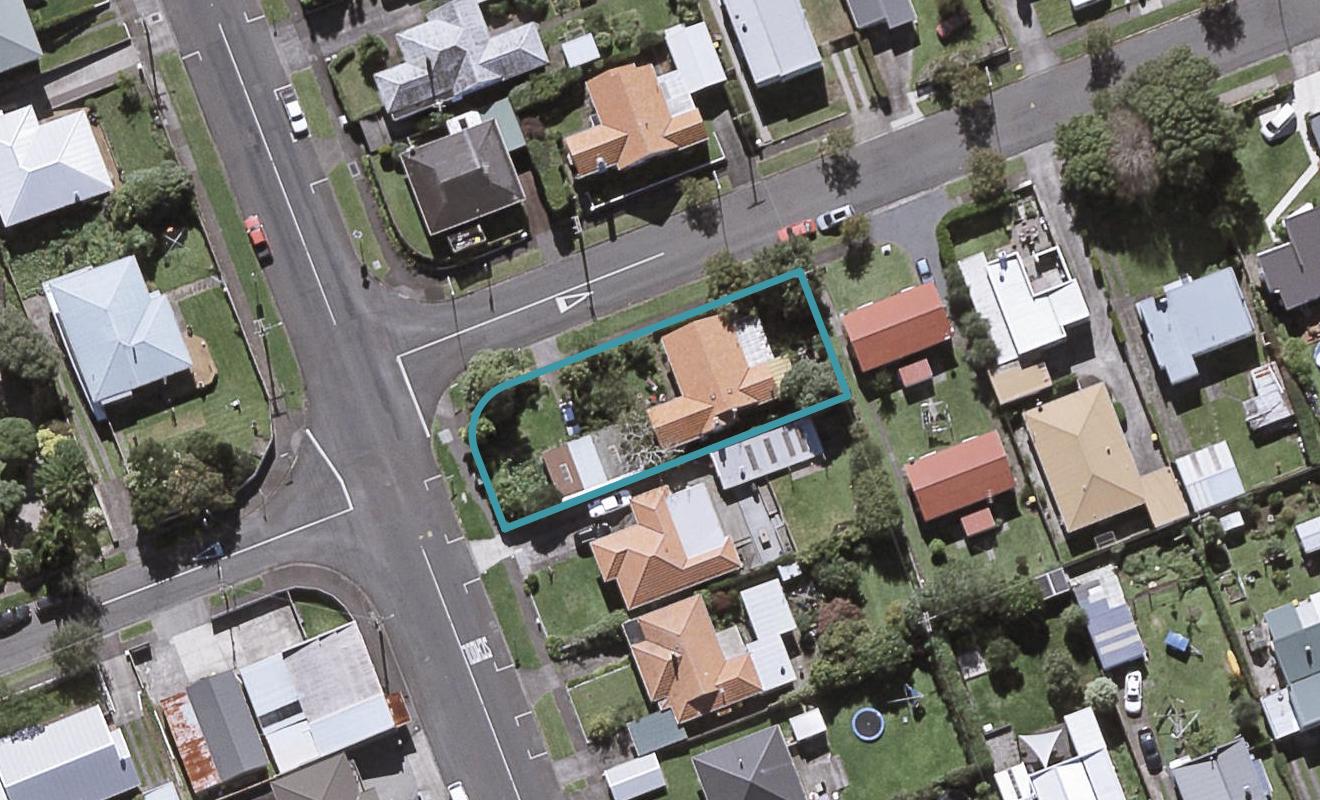 2 Cornwall Street, Brooklands, New Plymouth - Carousel 1