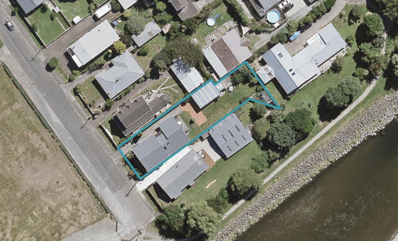 5 Carter Street, Belmont, Lower Hutt - Carousel 1