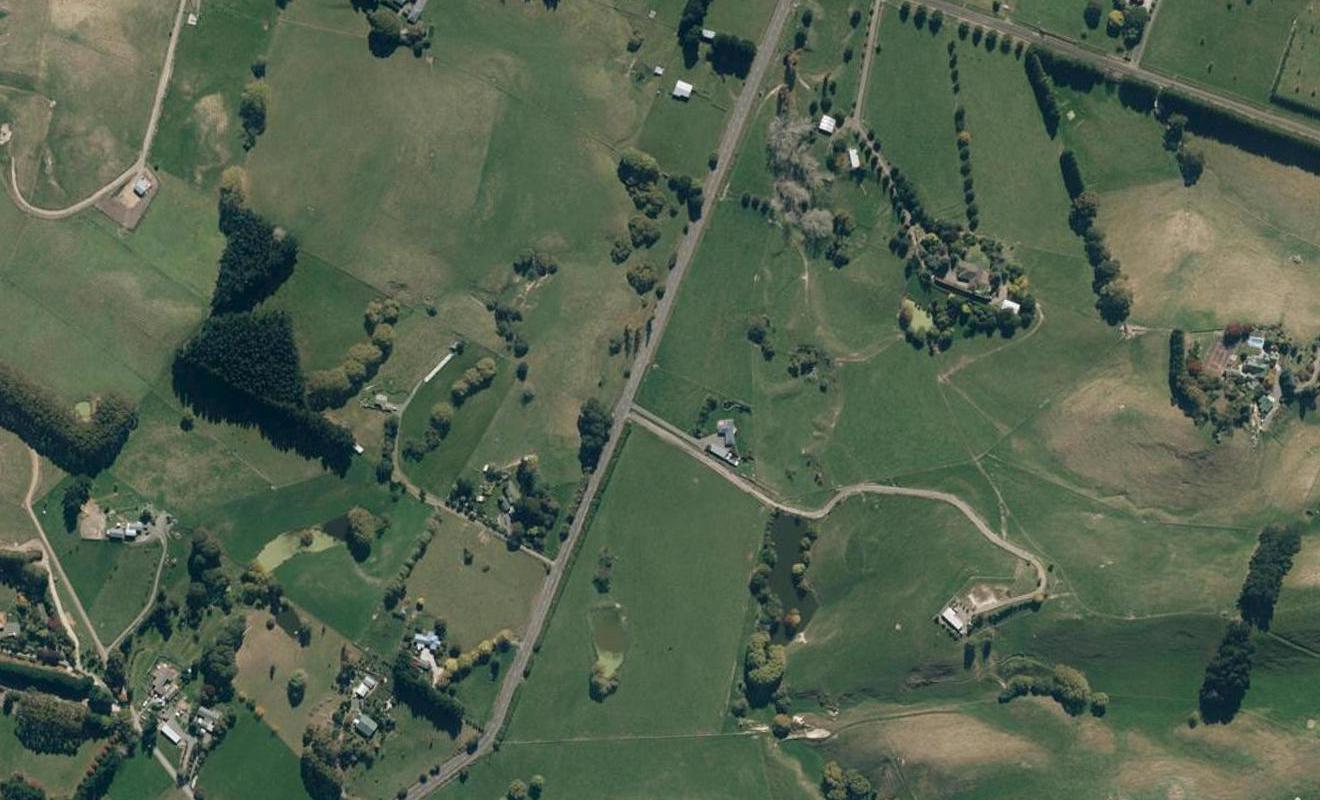 176 Ireland Road, Otane - Carousel 1