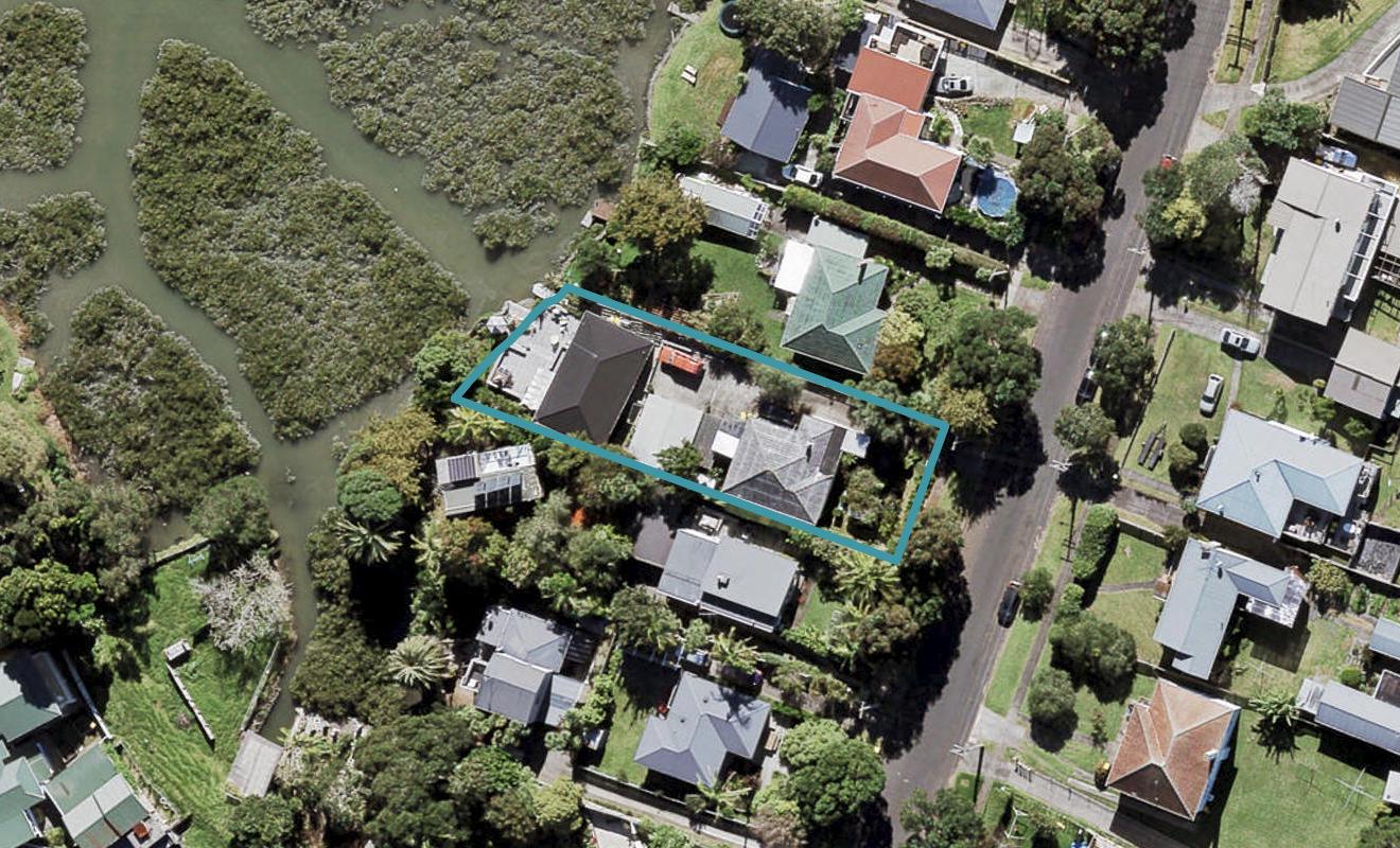 36 Queen Mary Avenue, New Lynn, Auckland - Carousel 1