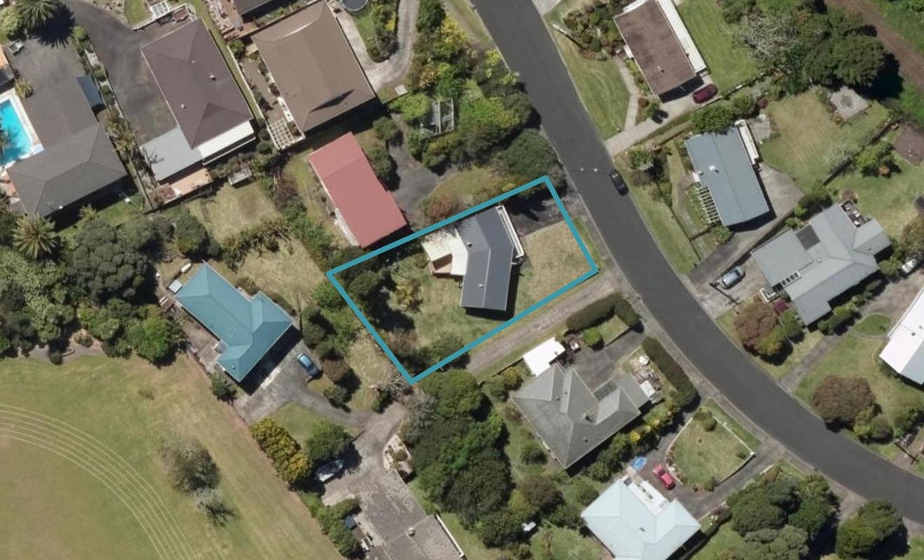 46 Fisher Terrace, Kamo, Whangarei - Carousel 1