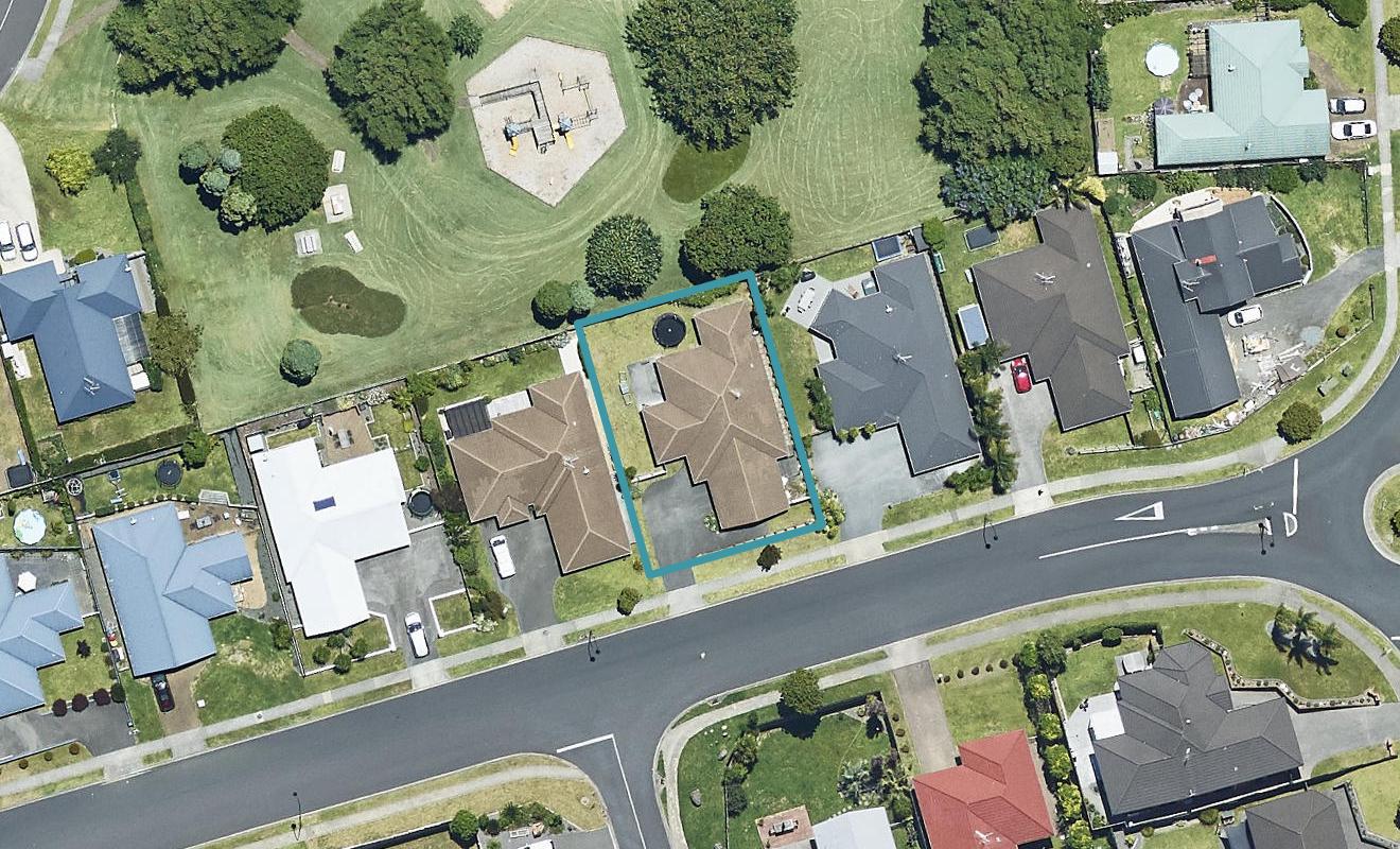 8 Rosella Drive, Welcome Bay, Tauranga - Carousel 1