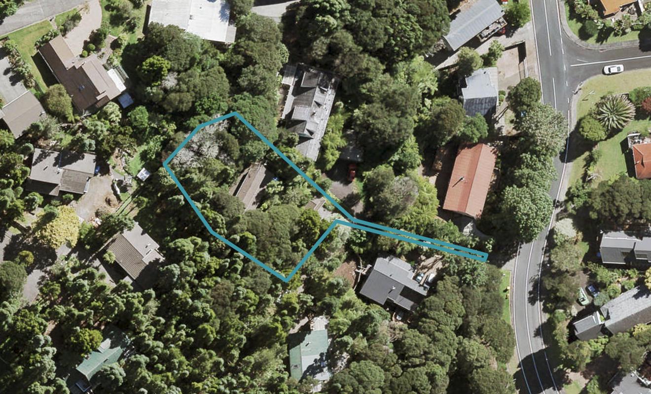 35 Wirihana Road, Titirangi, Auckland - Carousel 1