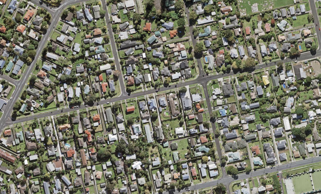 45 Mcintyre Road, Mangere Bridge, Auckland - Carousel 1