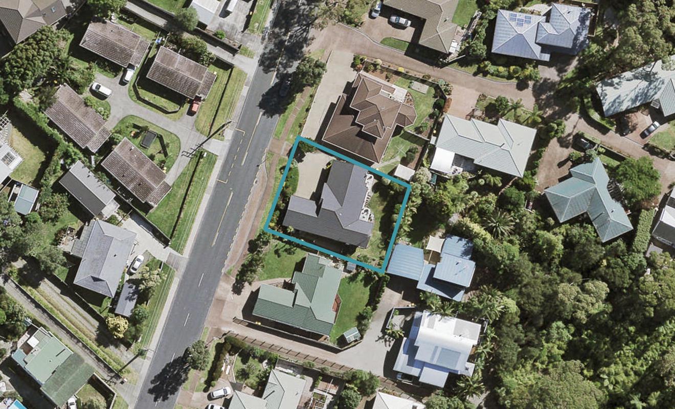 18 Sunhill Road, Sunnyvale, Auckland - Carousel 1