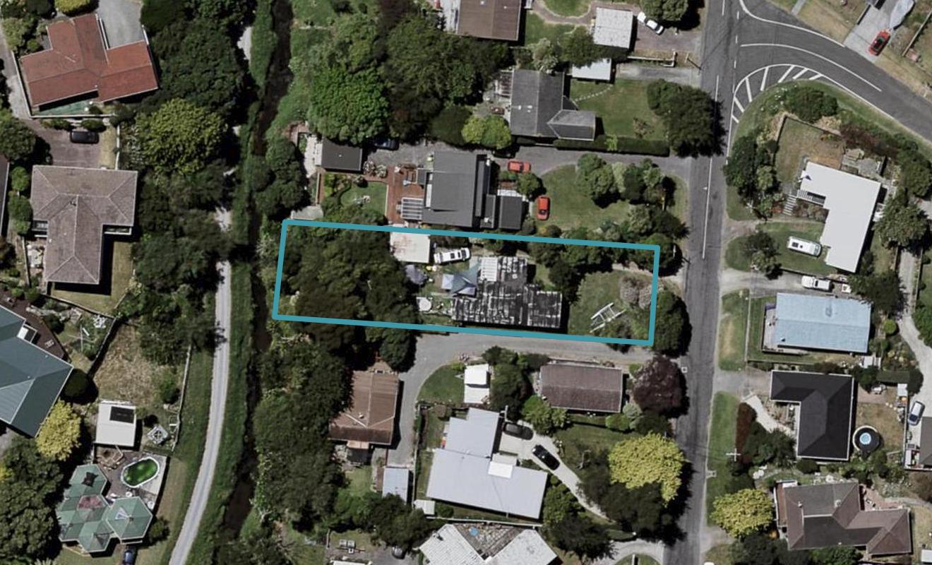 11 Moa Road, Raumati Beach, Paraparaumu - Carousel 1