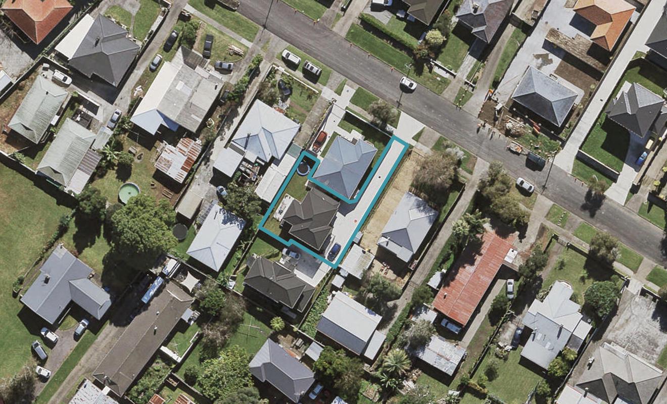 10A Viola Avenue, Mangere East, Auckland - Carousel 1