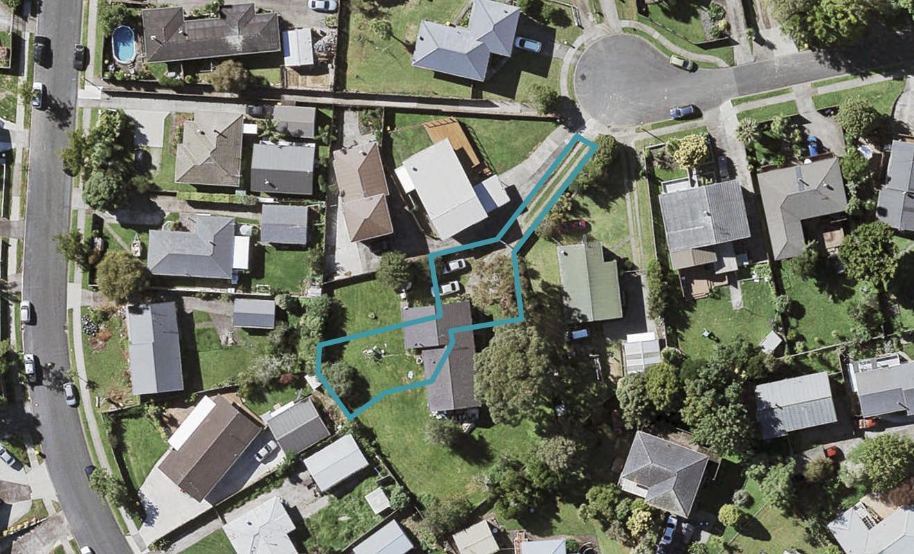 11B Beldon Place, Pakuranga Heights, Auckland - Carousel 1