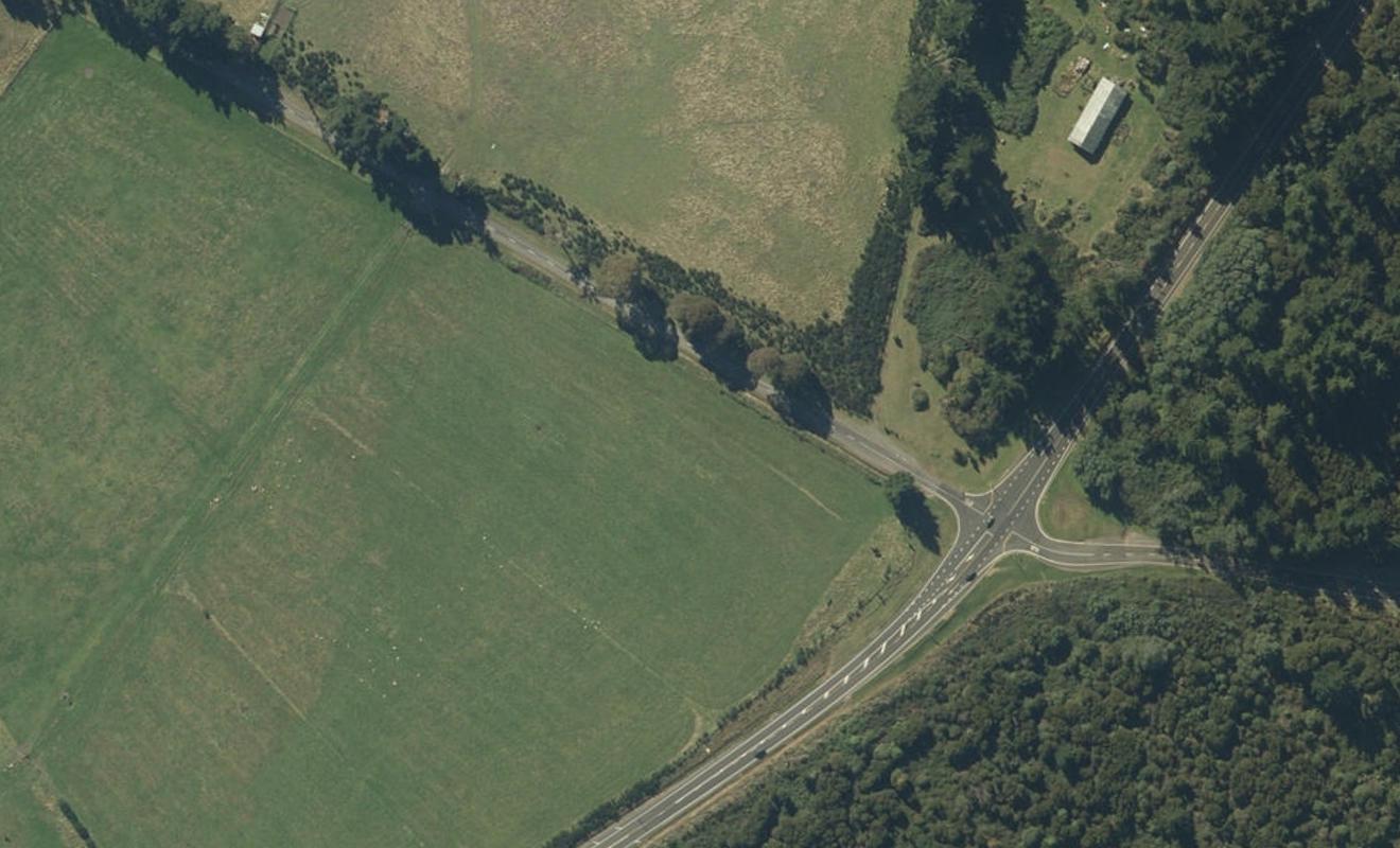 11 Grace Road, Richmond Heights, Turangi - Carousel 1