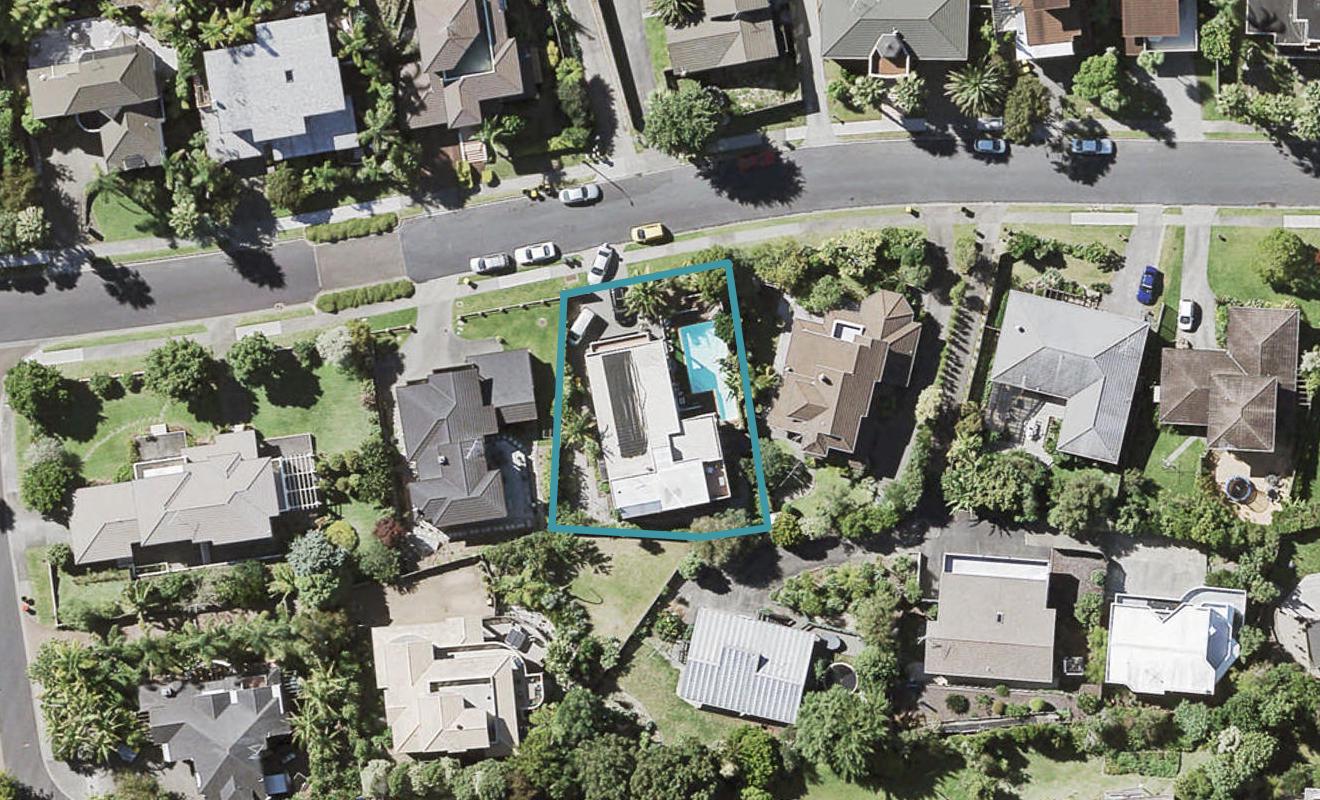 28 Penguin Drive, Murrays Bay, Auckland - Carousel 1