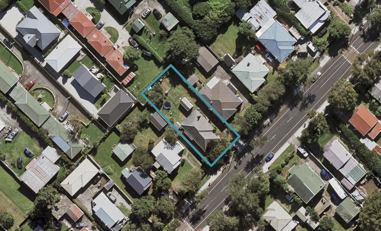 27 Lippiatt Road, Otahuhu, Auckland - Carousel 1