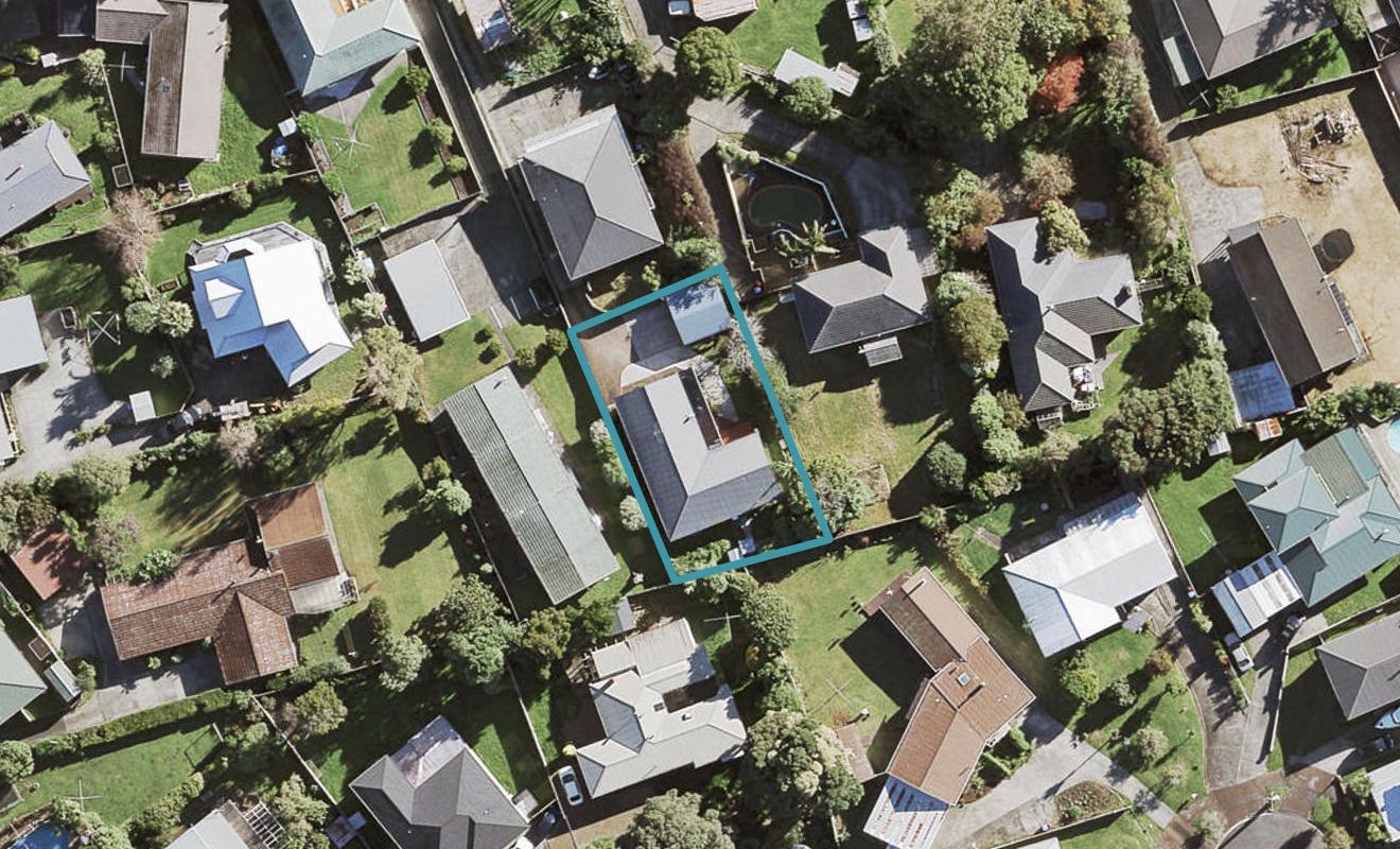 21B Batkin Road, New Windsor, Auckland - Carousel 1