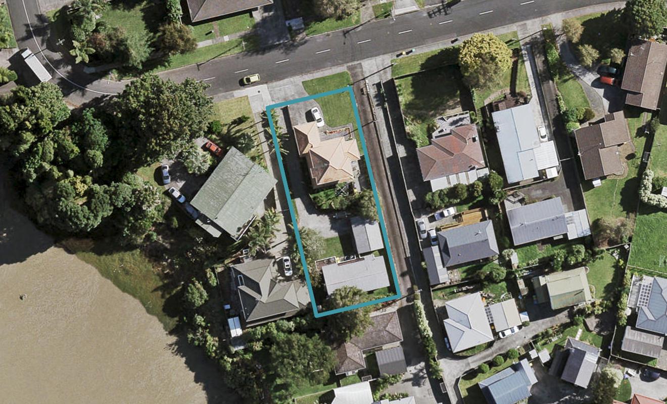 2/60 Youngs Road, Papakura, Auckland - Carousel 1