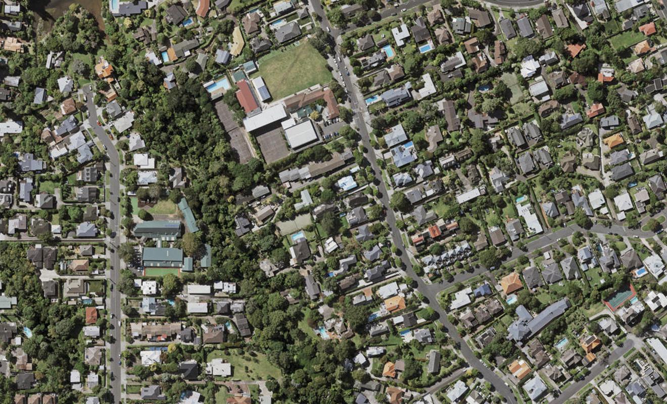 54A Waiatarua Road, Remuera, Auckland - Carousel 1