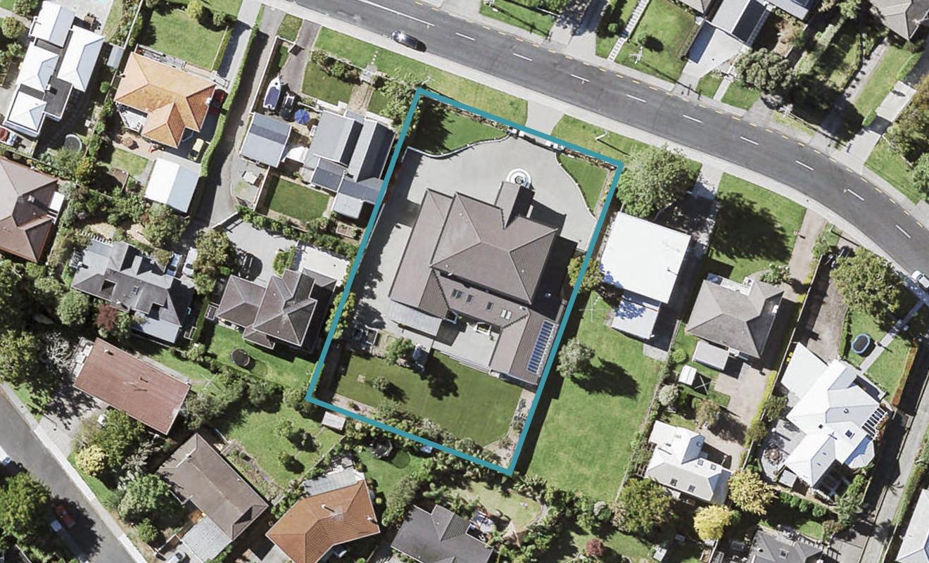 65 Beach Road, Mellons Bay, Auckland - Carousel 1