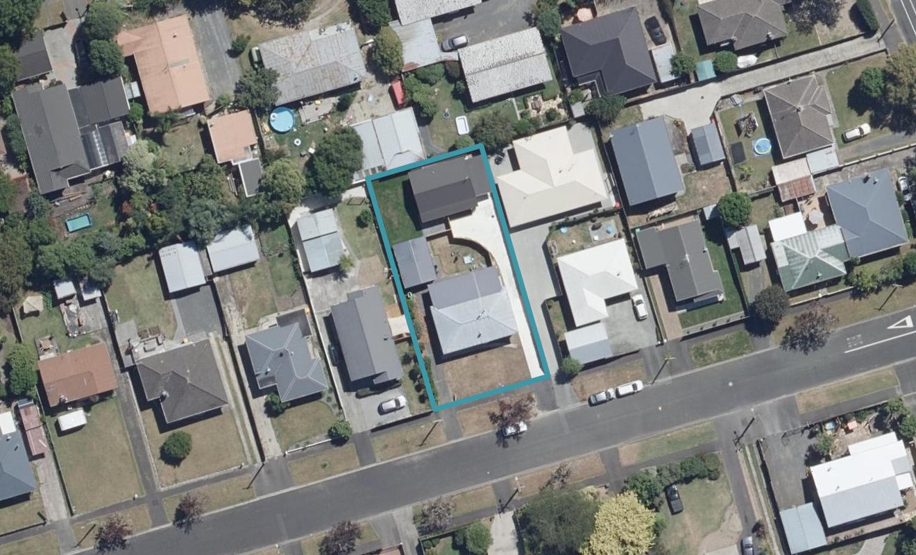 8 Winter Street, Fairfield, Hamilton - Carousel 1