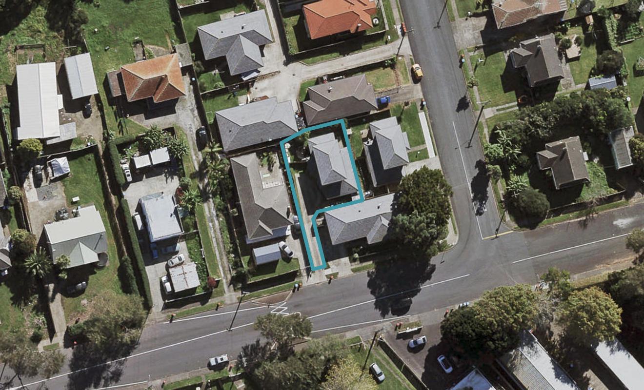 92 Avenue Road, Otahuhu, Auckland - Carousel 1