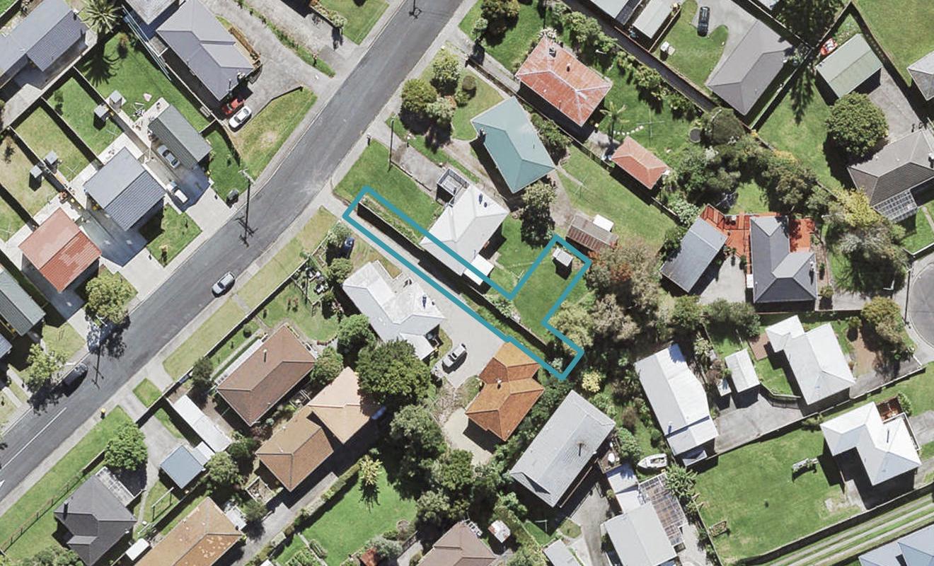 3E Westall Road, New Lynn, Auckland - Carousel 1