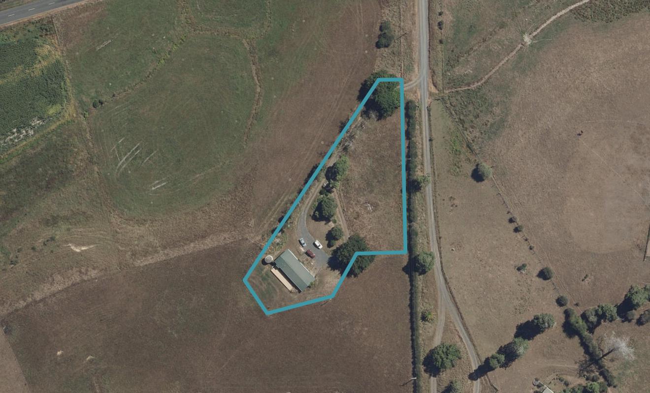 10 Nuzum Road, Hamilton - Carousel 1