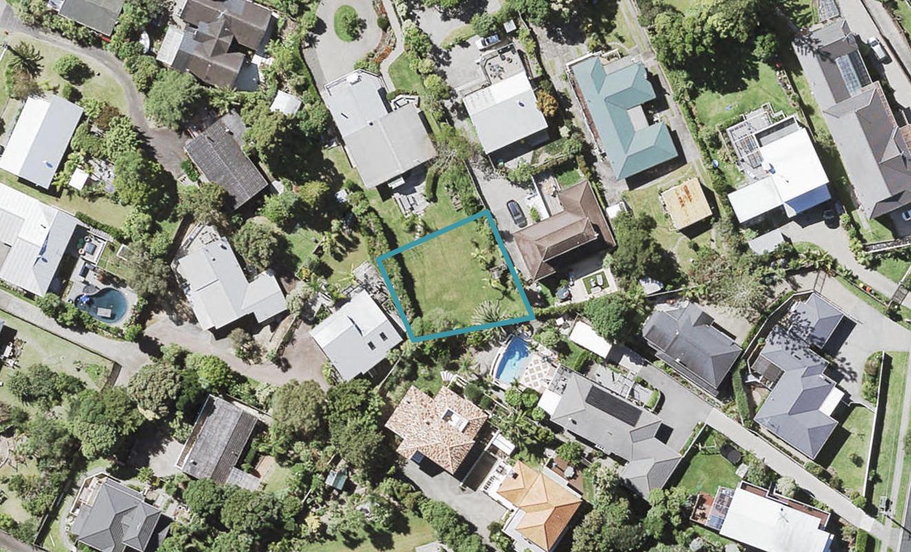 32D Newhaven Terrace, Mairangi Bay, Auckland - Carousel 1