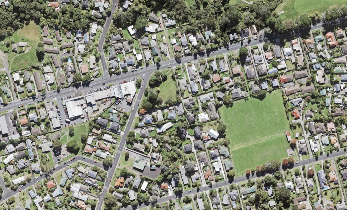 6C Vardon Road, Green Bay, Auckland - Carousel 1