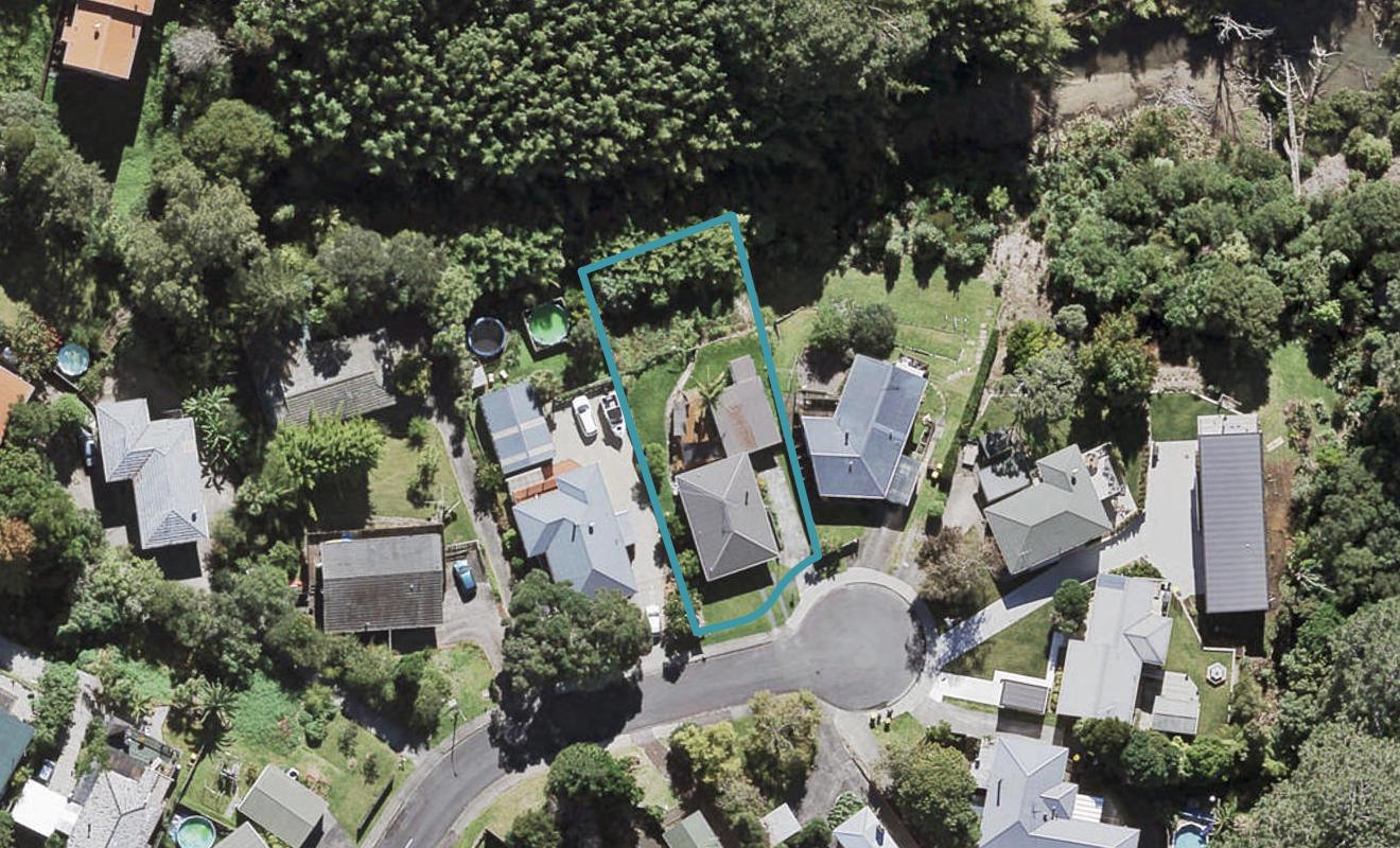 12 James Scott Place, Te Atatu South, Auckland - Carousel 1