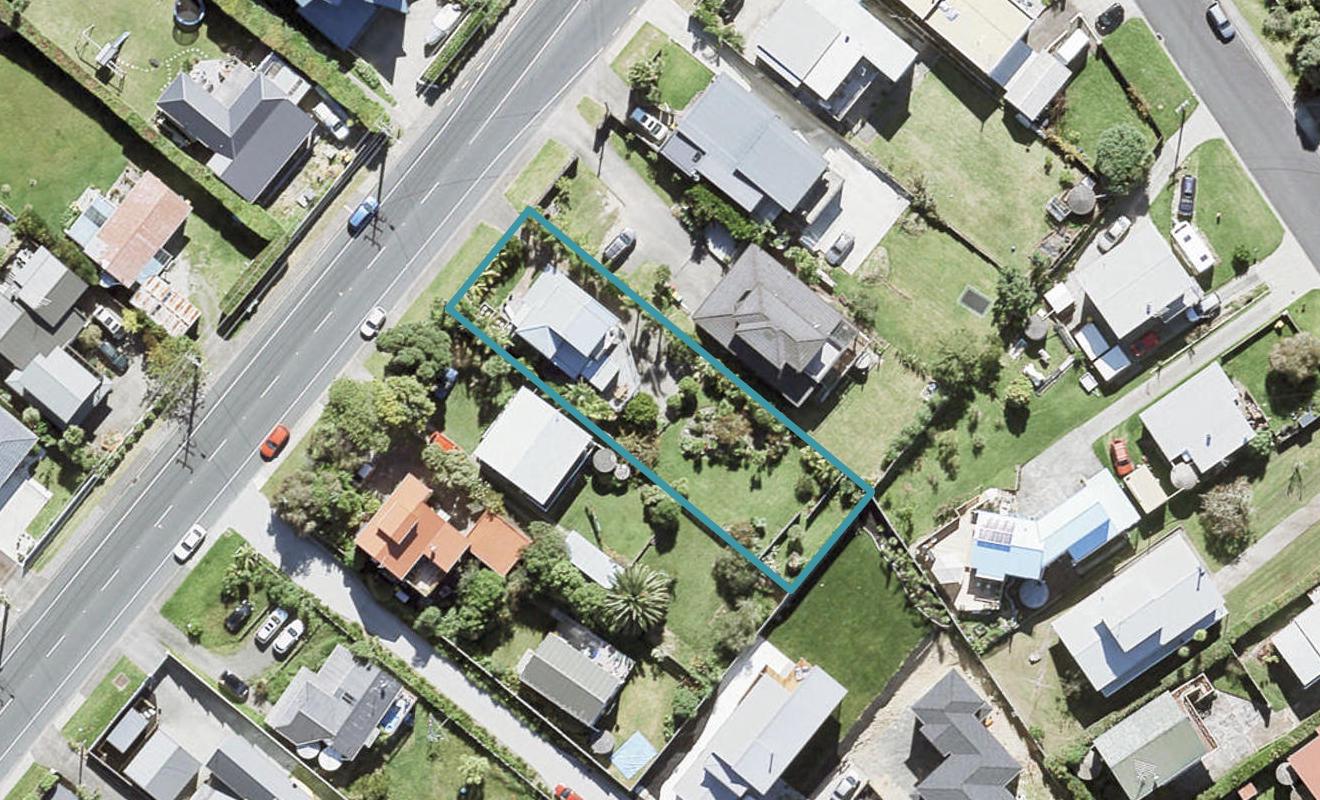 1059 Whangaparaoa Road, Tindalls Beach, Whangaparaoa - Carousel 1