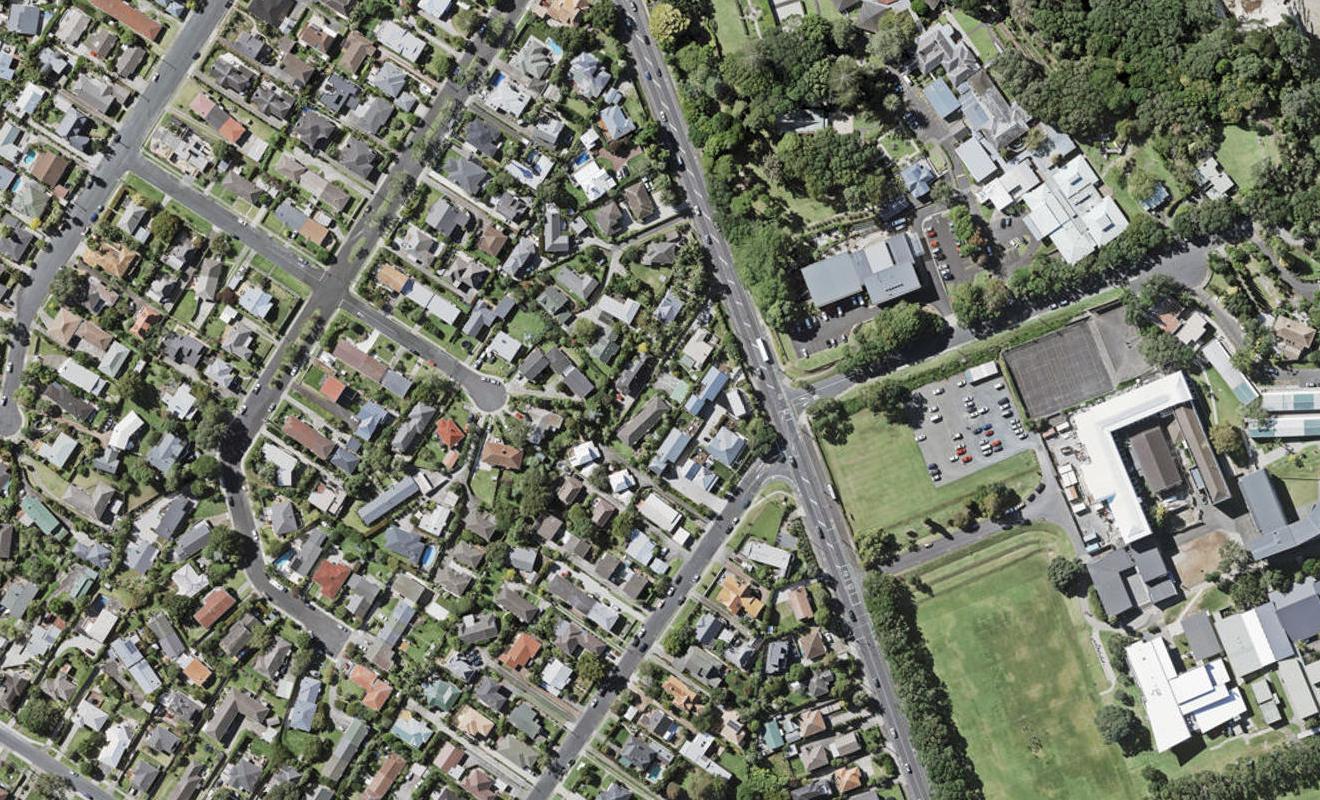 2/263 Lake Road, Belmont, Auckland - Carousel 1