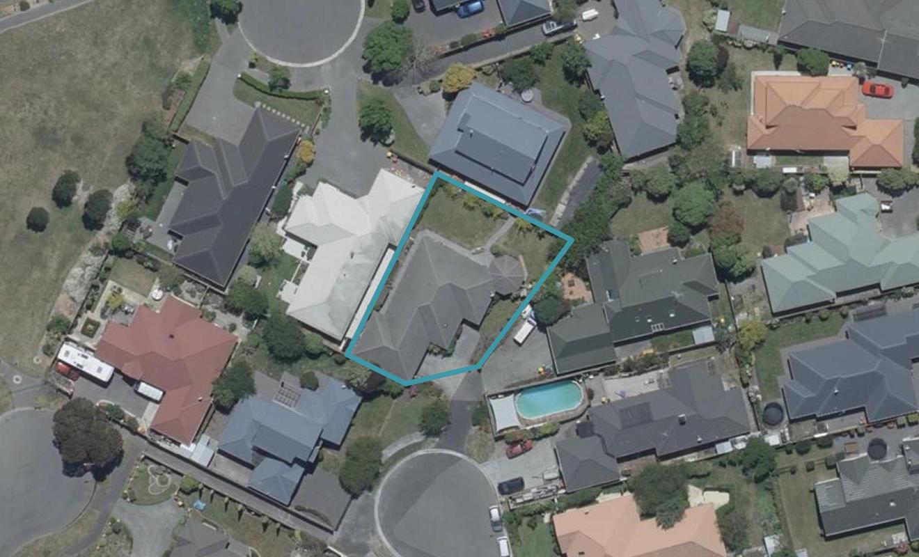 14 Courtfield Close, Parklands, Christchurch - Carousel 1