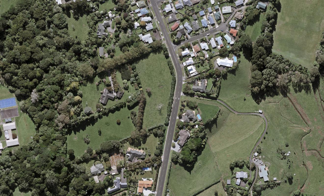 1 Mania Lane, Ferndale, New Plymouth - Carousel 1