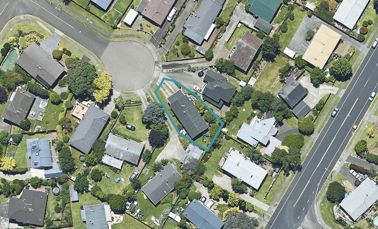 10 Ajax Place, Welcome Bay, Tauranga - Carousel 1