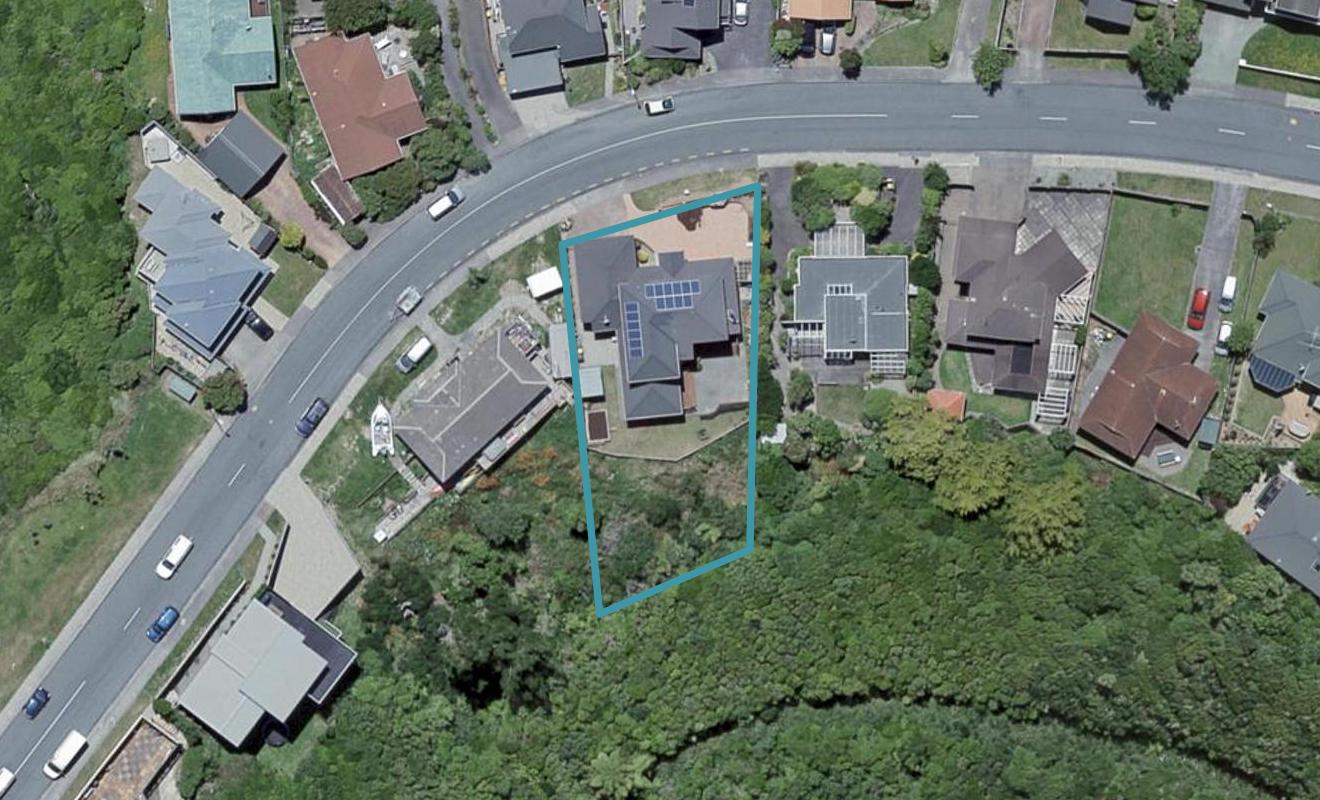 33 Ashton Fitchett Drive, Brooklyn, Wellington - Carousel 1