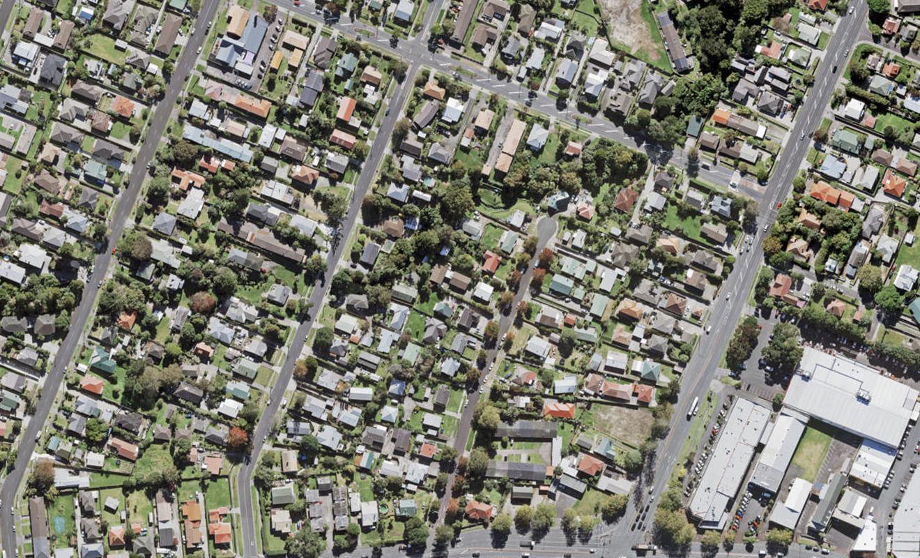 2/16 Pine Street, New Lynn, Auckland - Carousel 1