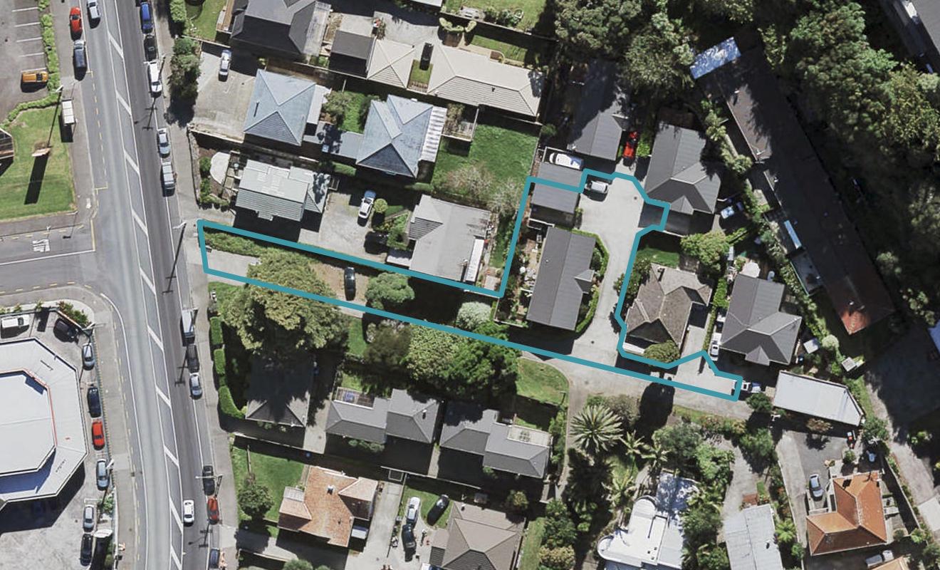 884C Mount Eden Road, Three Kings, Auckland - Carousel 1
