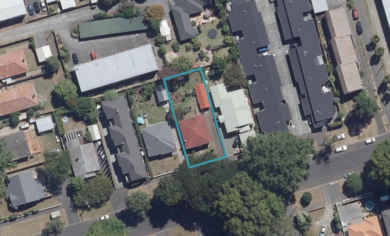 43 Albert Street, Hamilton East, Hamilton - Carousel 1