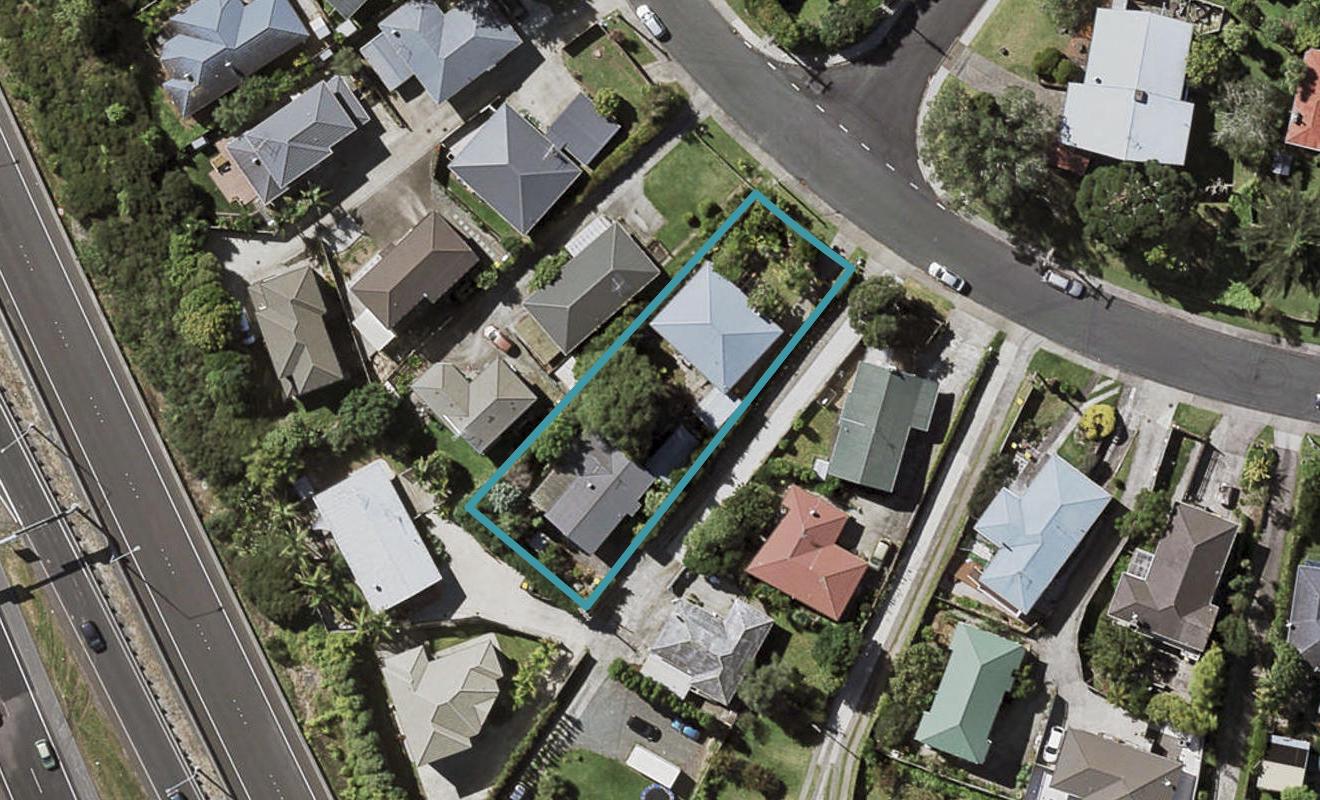 2/34 Lyttelton Avenue, Forrest Hill, Auckland - Carousel 1