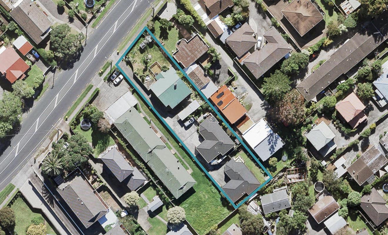 3/94 Titirangi Road, New Lynn, Auckland - Carousel 1