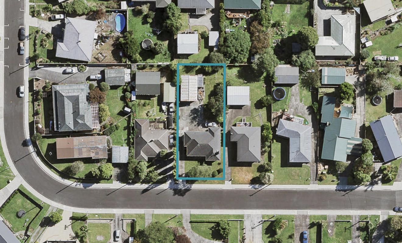 10 Rembrandt Place, Opaheke, Papakura - Carousel 1