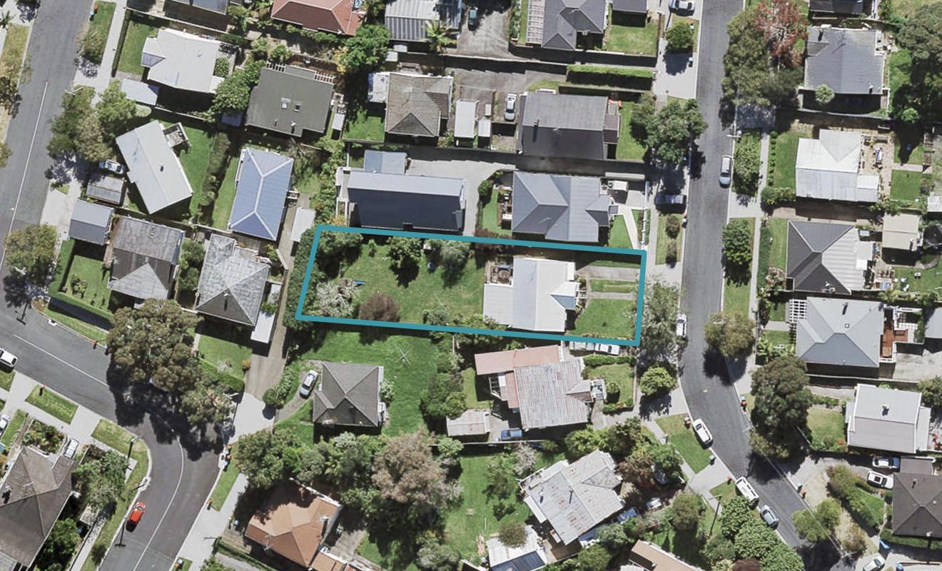 14 Warwick Street, Morningside, Auckland - Carousel 1